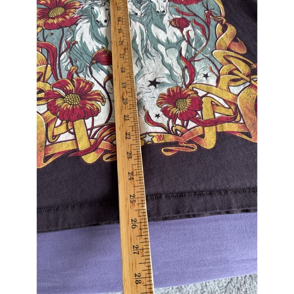 Ladies Wrangler Top Call A Cowboy.  Medium - Picture 5 of 7